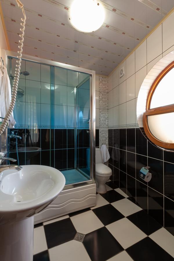 Penthouse Hotel Tbilisi Bagian luar foto