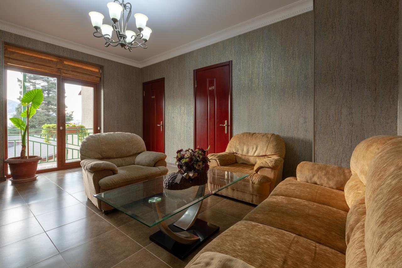 Penthouse Hotel Tbilisi Bagian luar foto