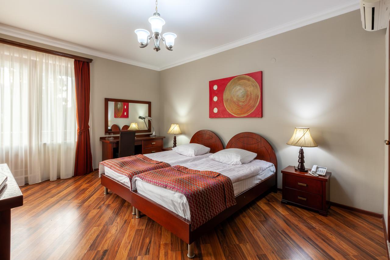 Penthouse Hotel Tbilisi Bagian luar foto